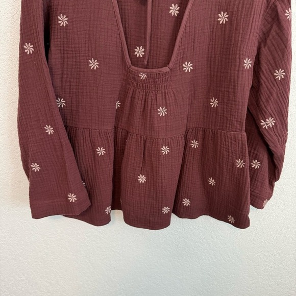 Madewell Embroidered Lightspun Peplum Open-Back Top Vintage Mulberry Red M - Picture 9 of 12